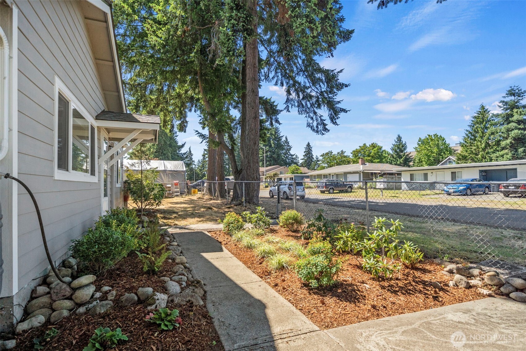 610 128th Street Property Photo 37