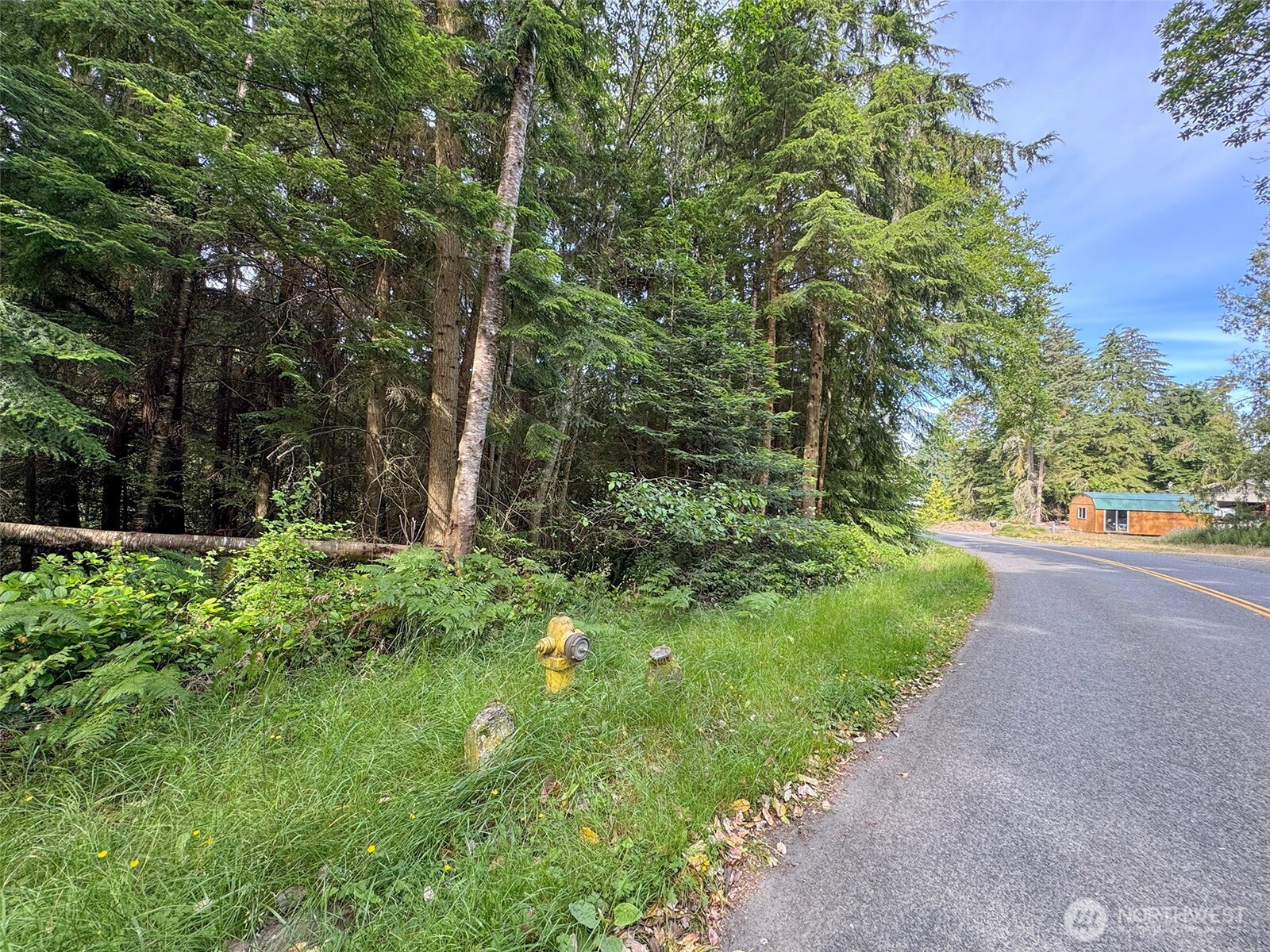 999 Largent Lane Property Photo 7
