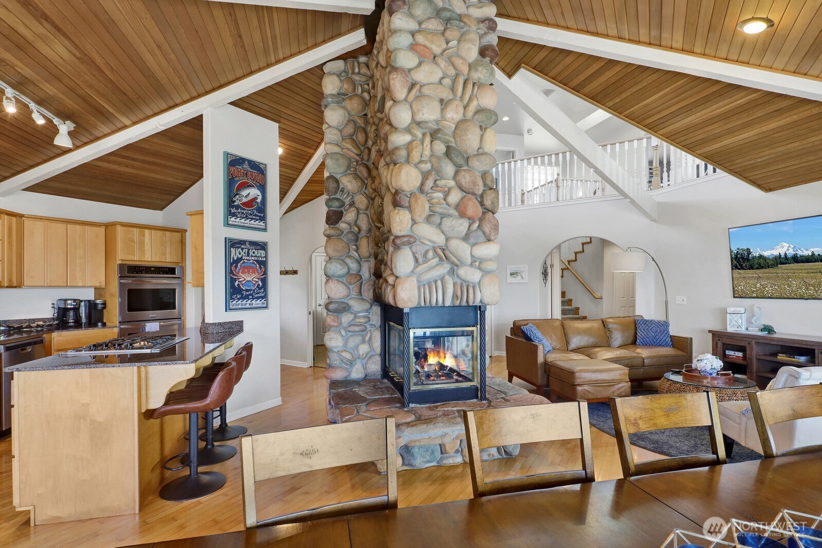 6926 Holeman Avenue Property Photo 21