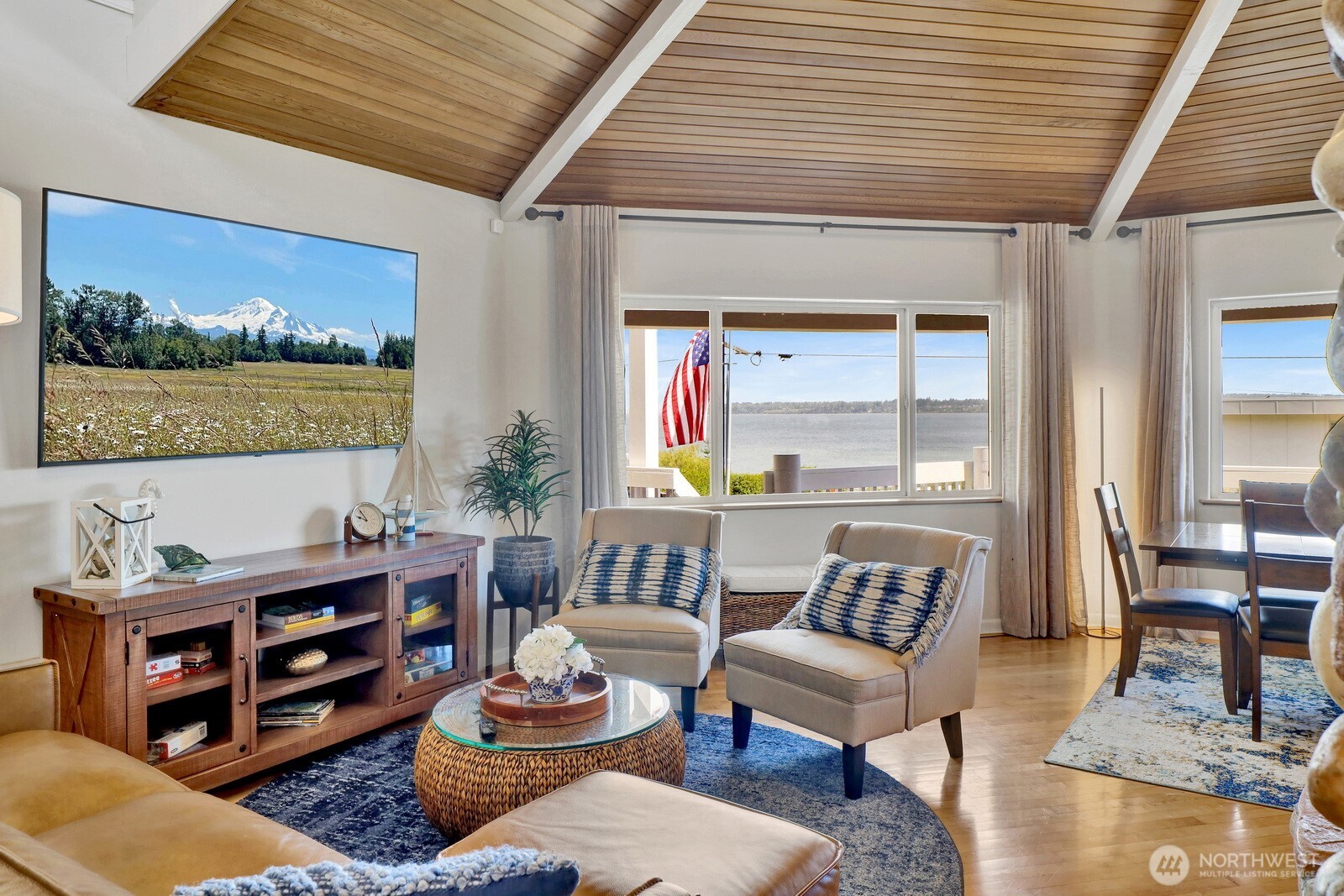 6926 Holeman Avenue Property Photo 23