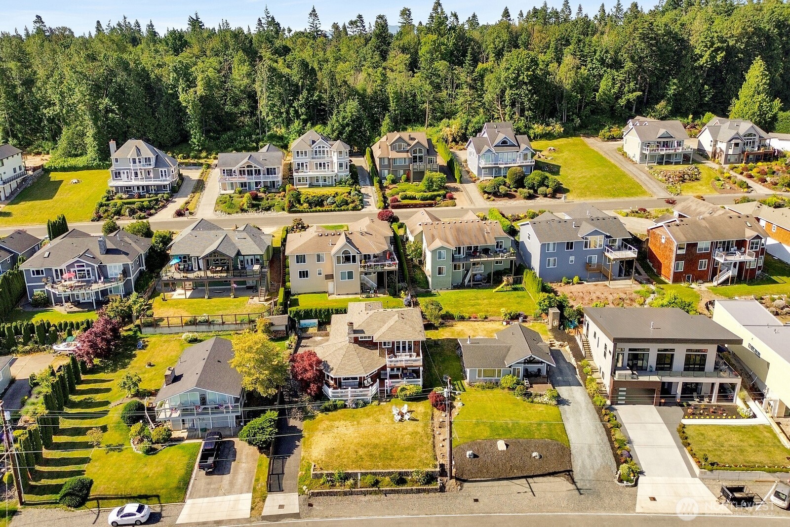 6926 Holeman Avenue Property Photo 36