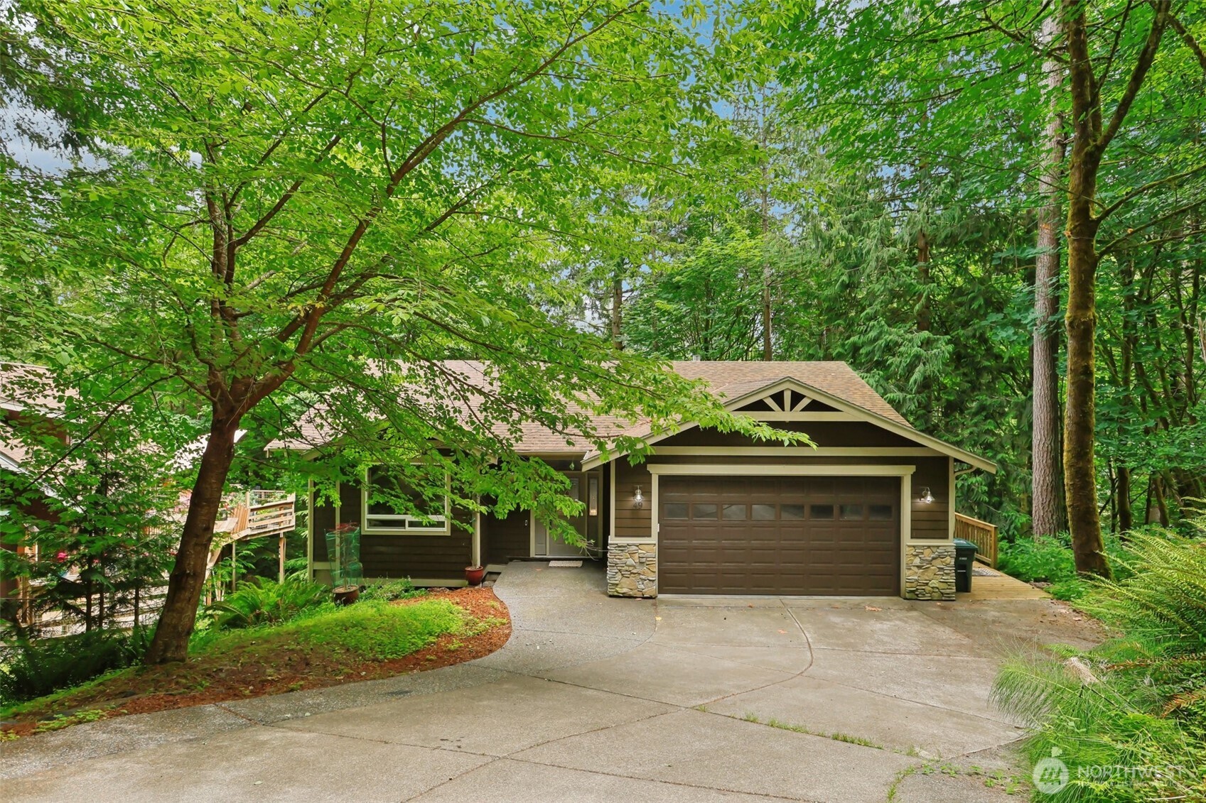 49 Cascade Lane Property Photo 1