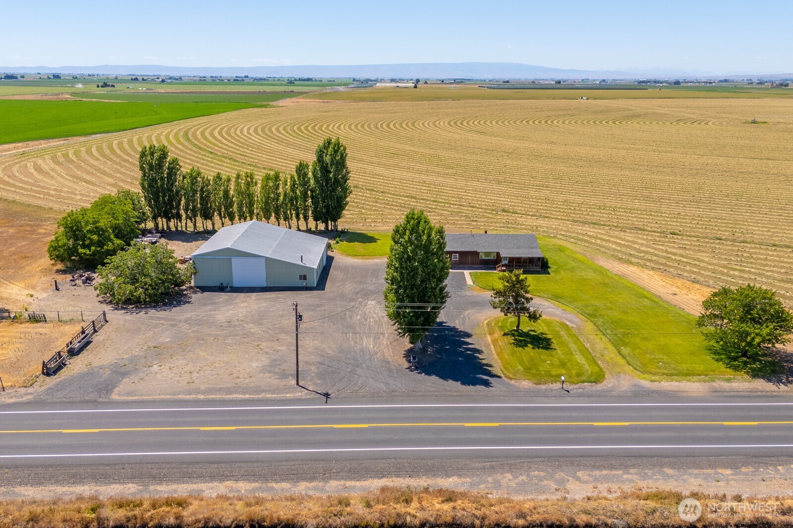 6098 Road E Property Photo 1