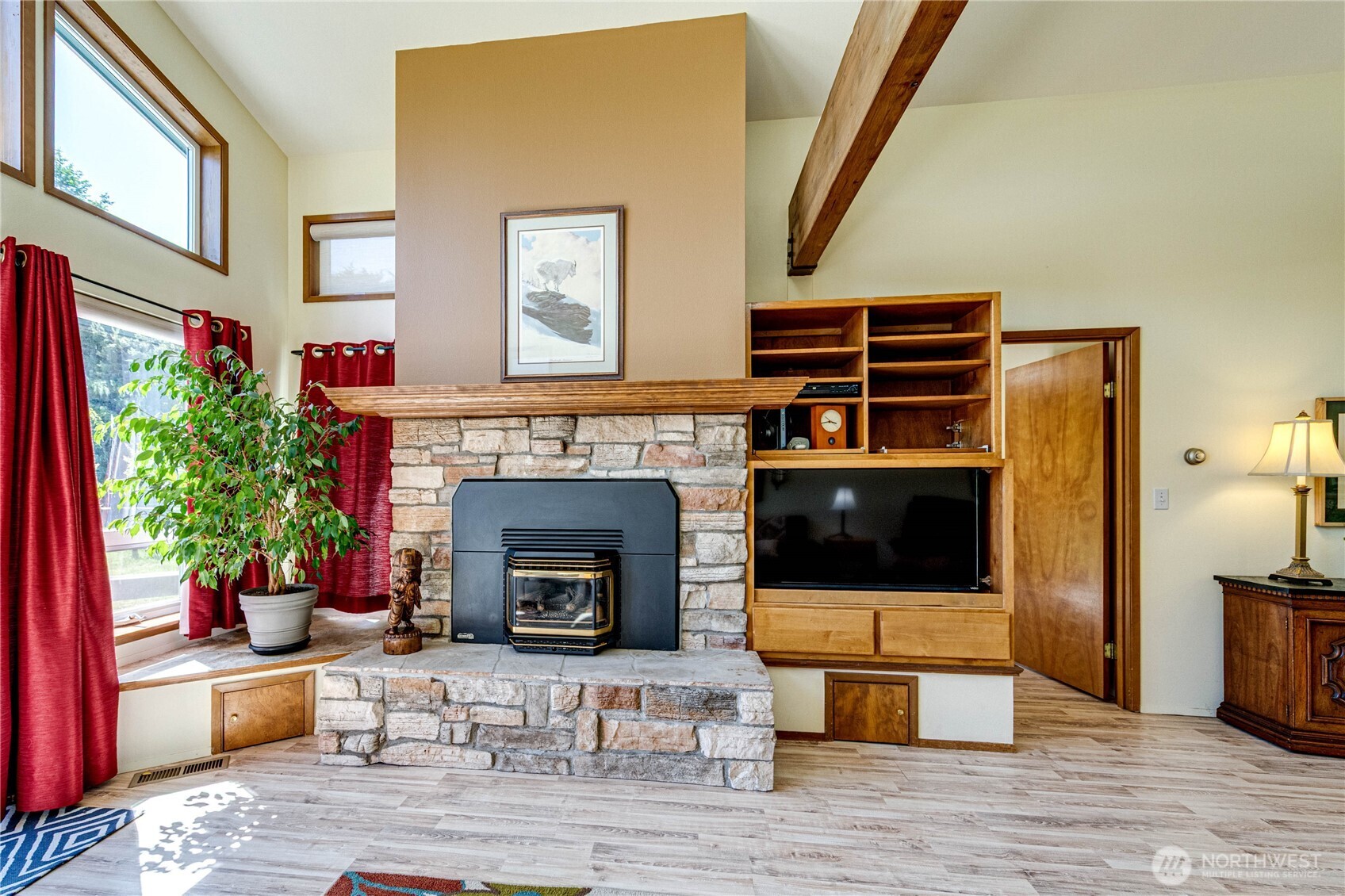 162 Creekside Drive Property Photo 11
