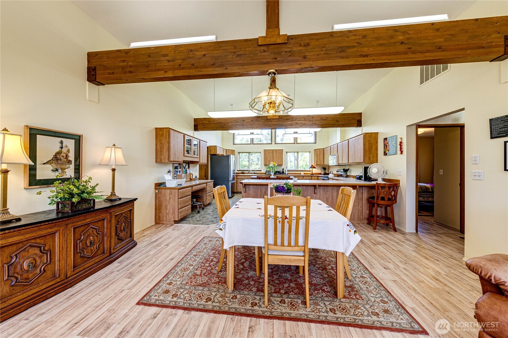 162 Creekside Drive Property Photo 12