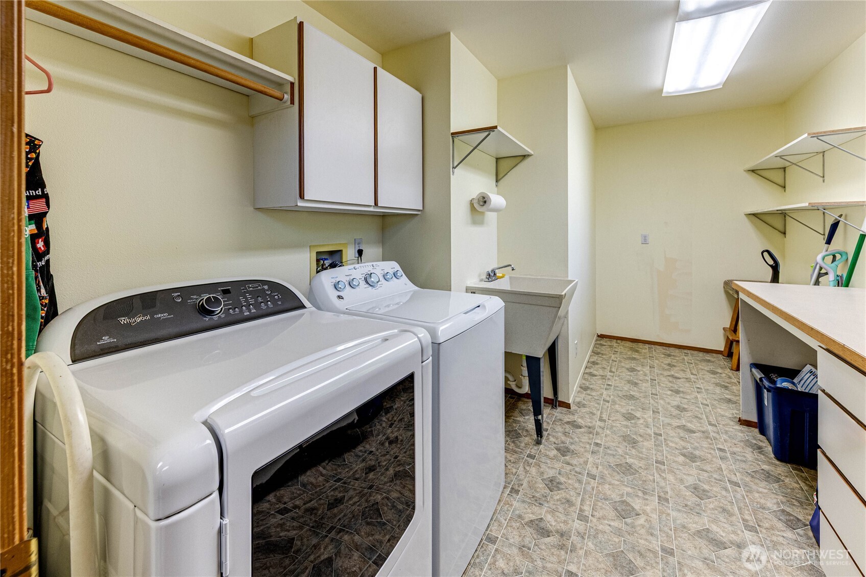 162 Creekside Drive Property Photo 21