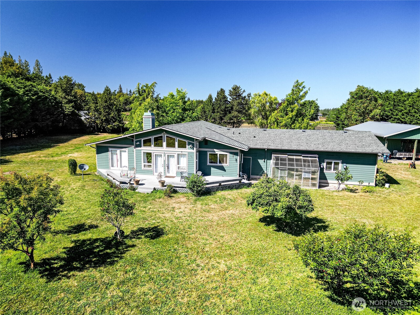 162 Creekside Drive Property Photo 39