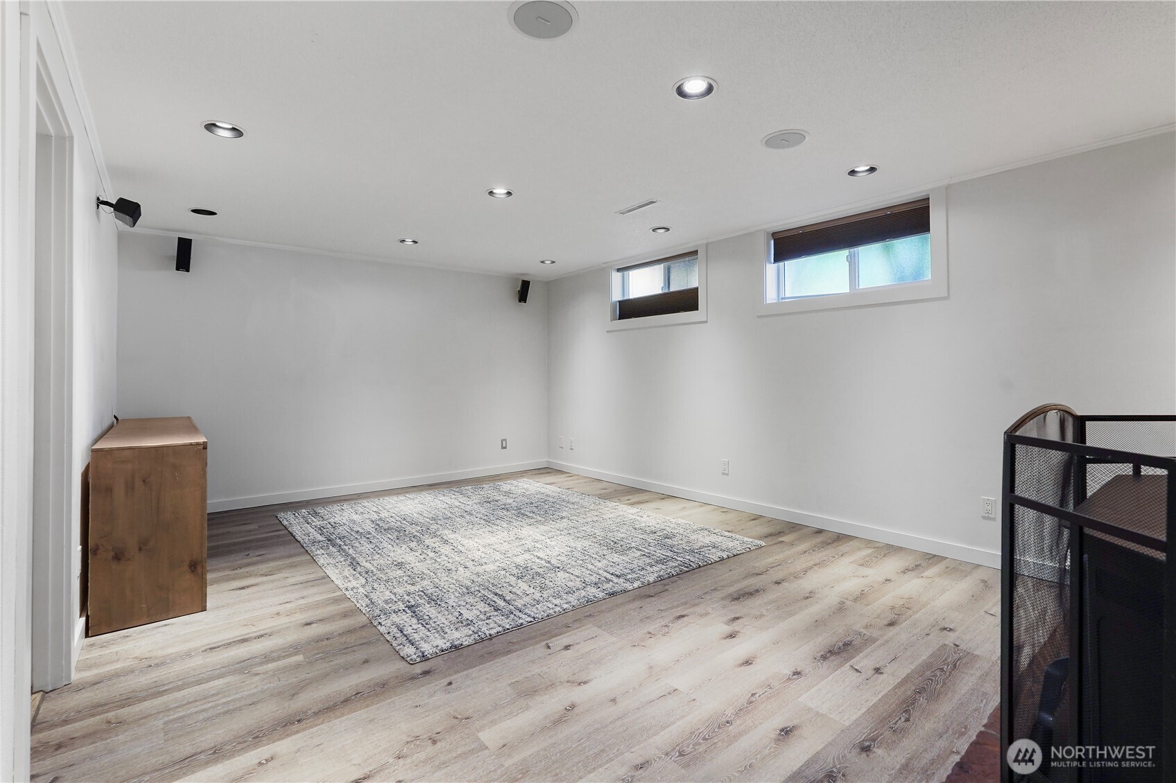 2120 Seaview Street Property Photo 22