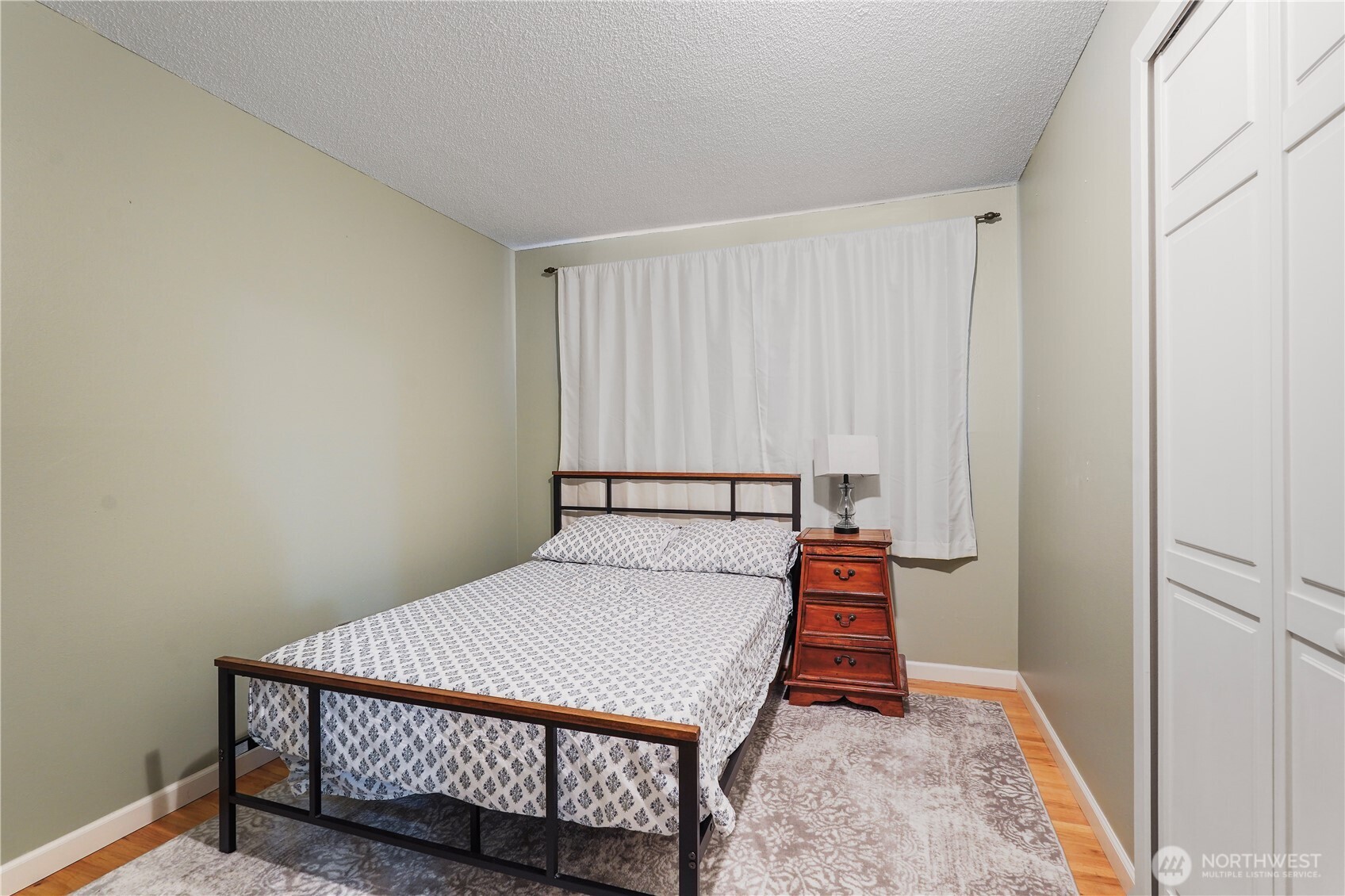 2120 Seaview Street Property Photo 24