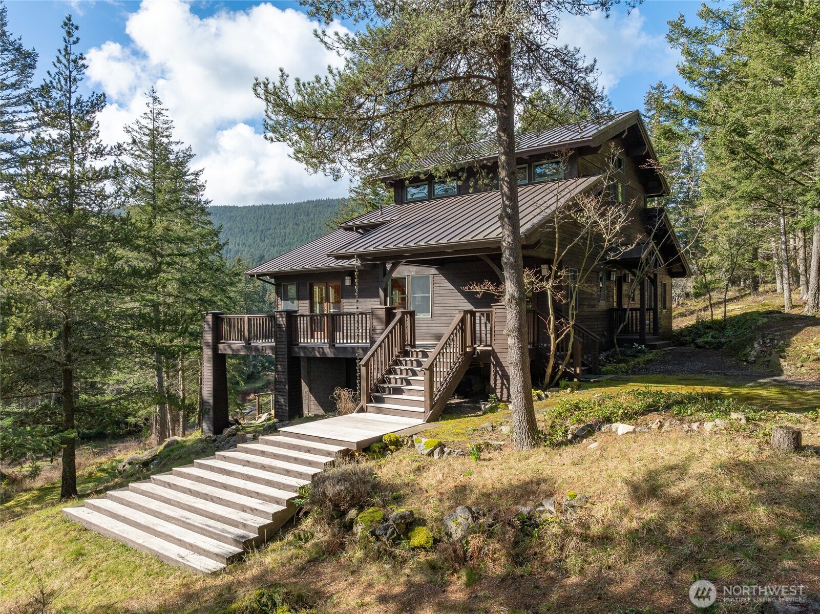 61 Sunrise Bluff Property Photo 1