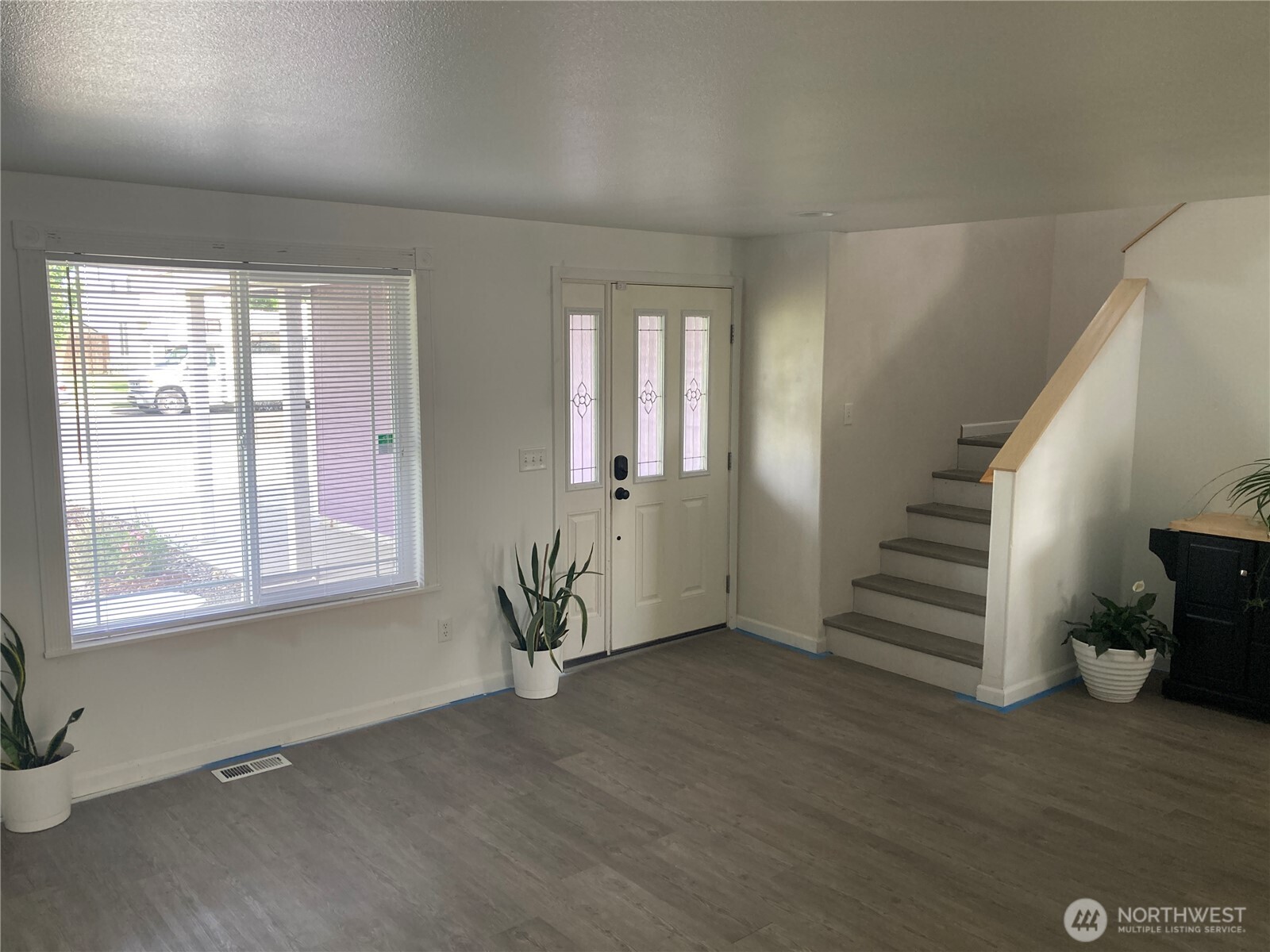 2020 Perch Avenue Property Photo 2
