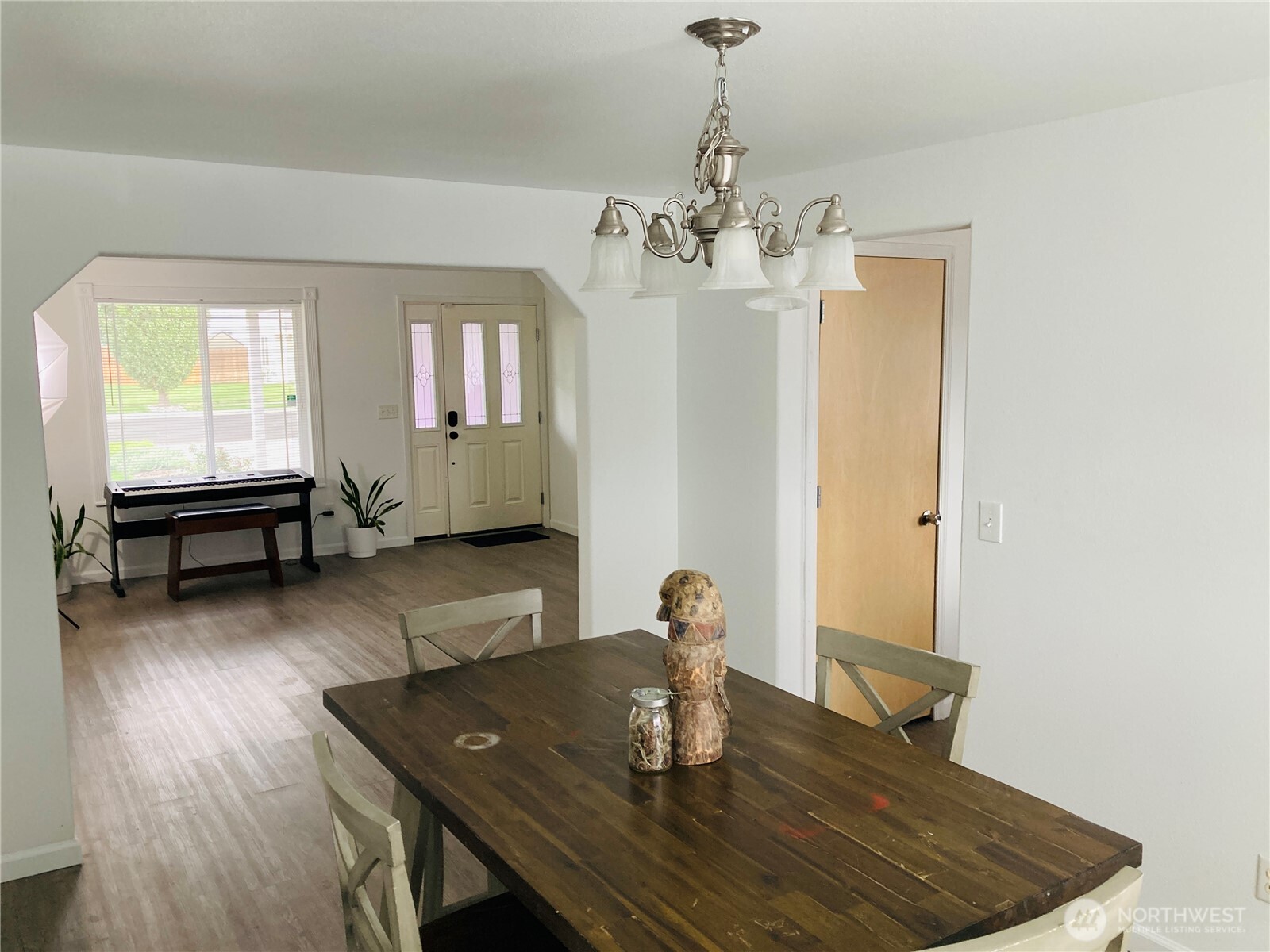 2020 Perch Avenue Property Photo 7