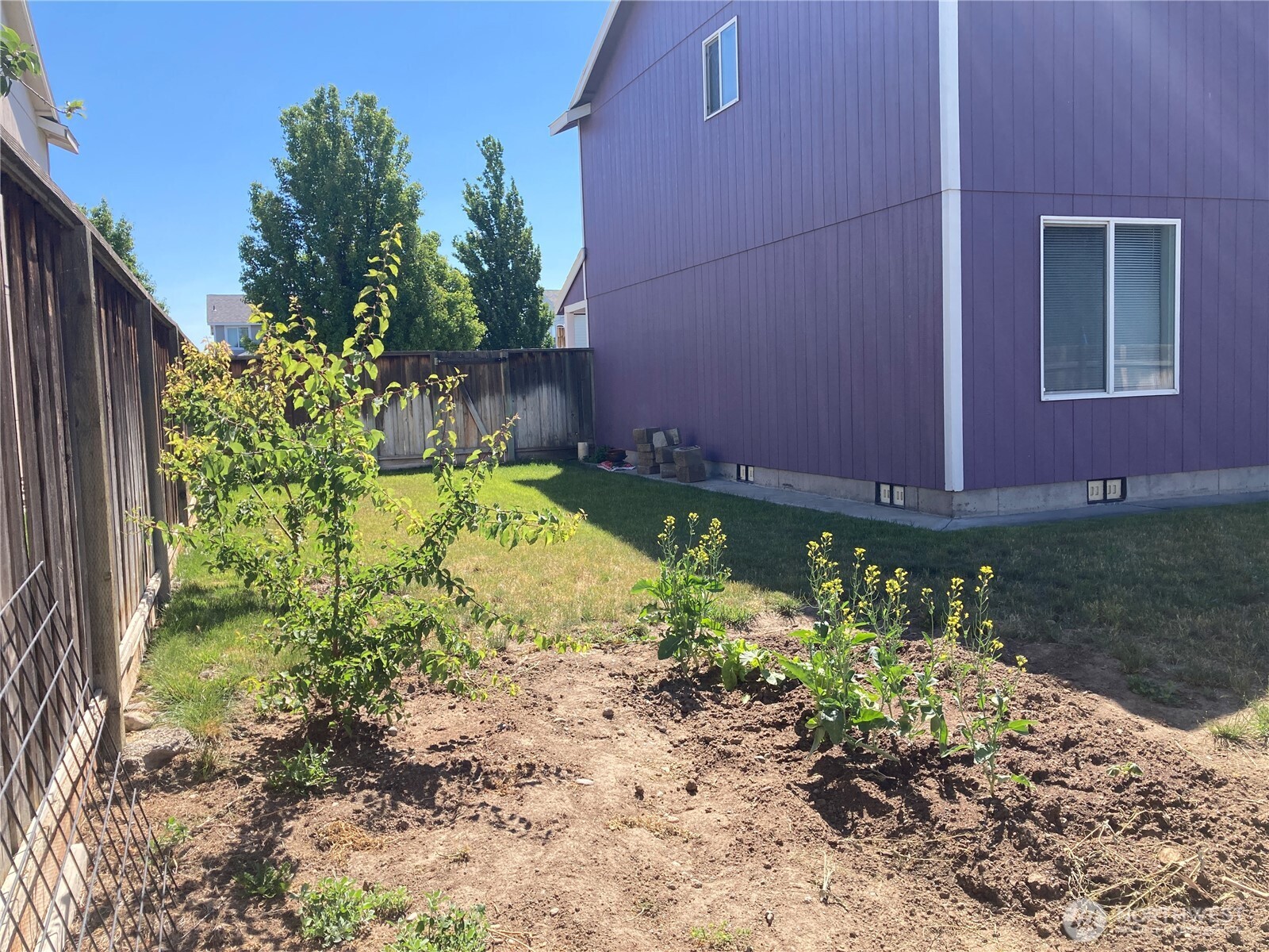 2020 Perch Avenue Property Photo 9