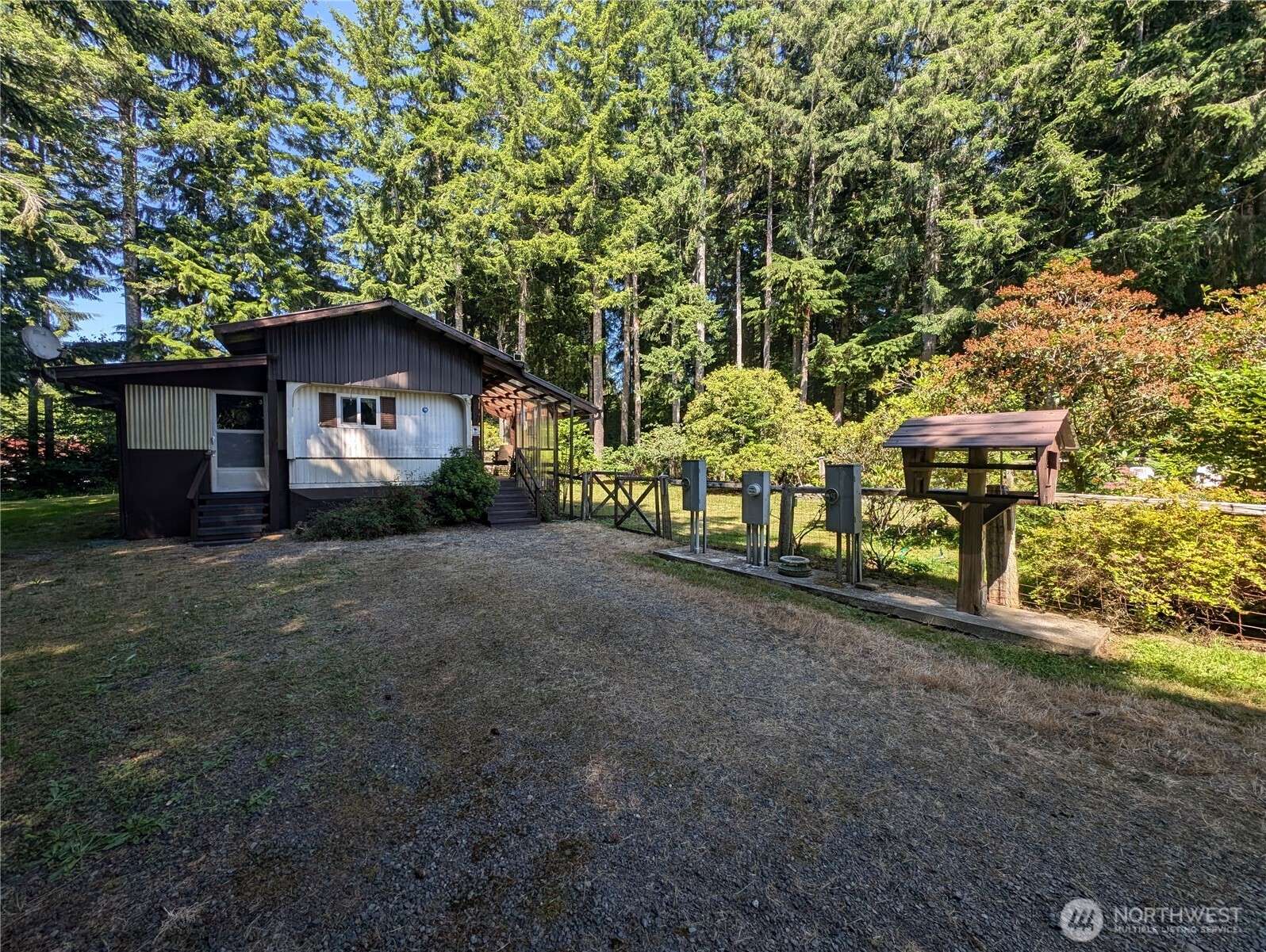 1221 Merchants Road Property Photo 1