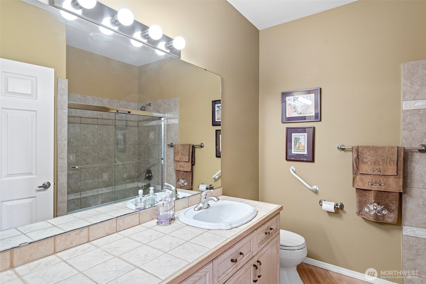 7583 Old Redmond Rd B206 Property Photo 13