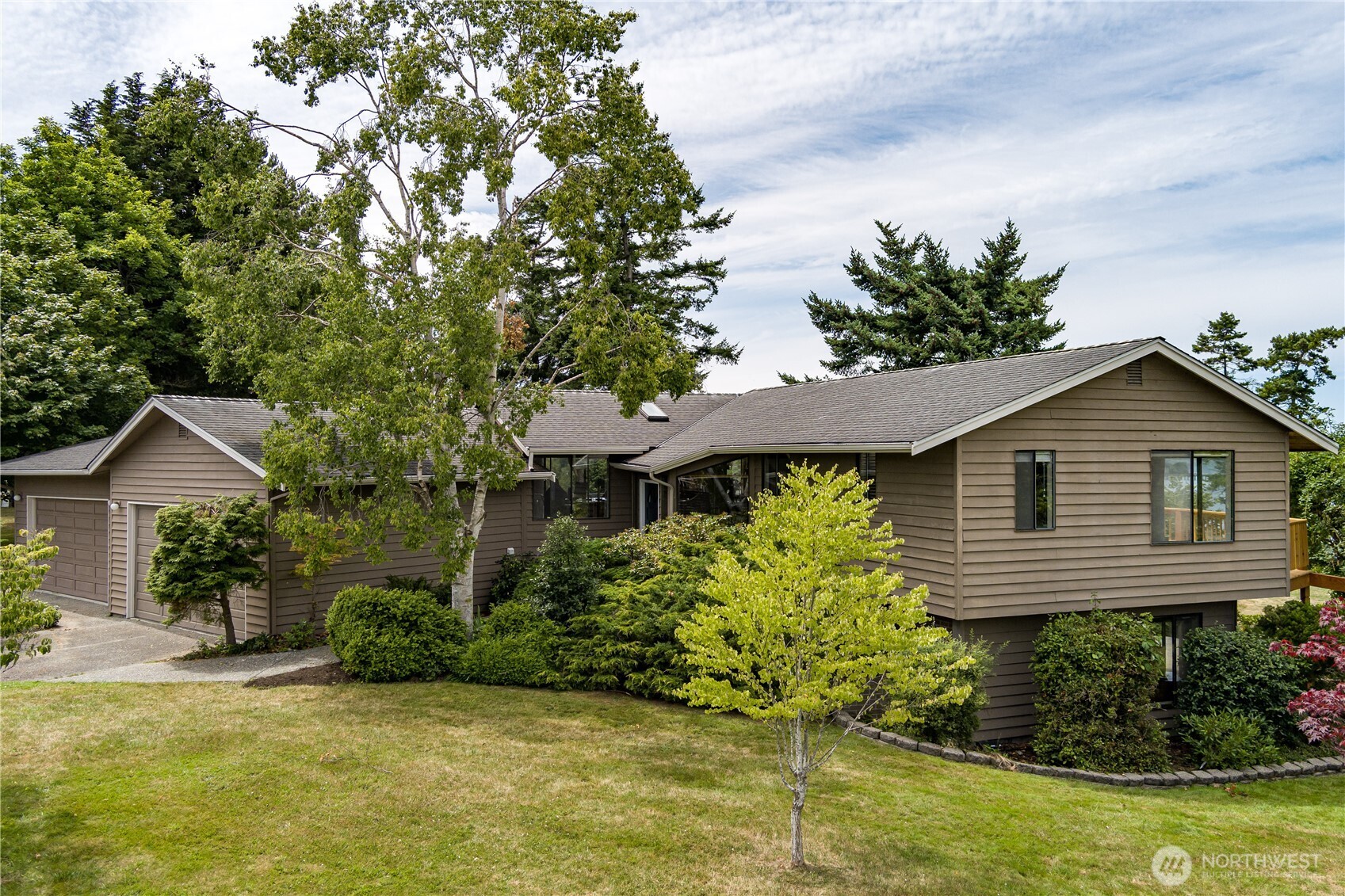 1204 Leisure Street Property Photo 5