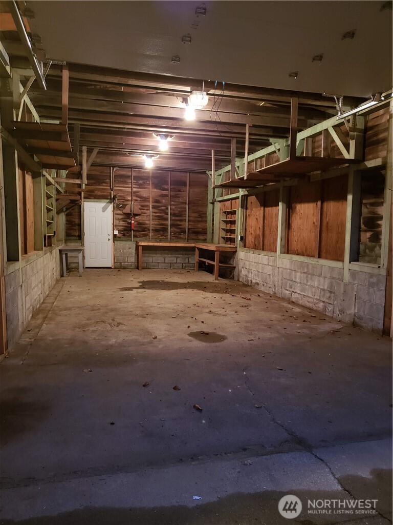 1806 Hay Street B Property Photo 3