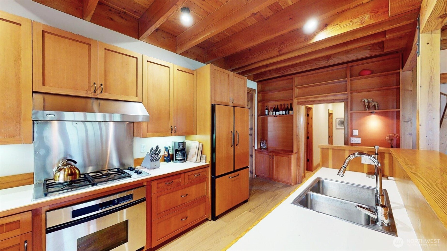 156 Poechmann Road Property Photo 9