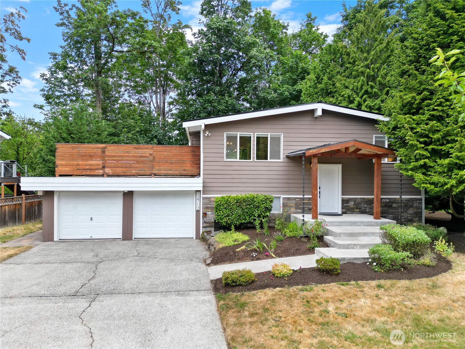 12712 Ne 157th Street Property Photo 1