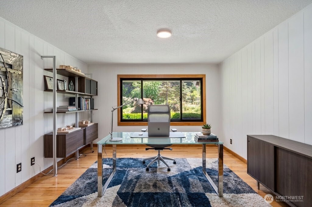 6702 77th Street Property Photo 17