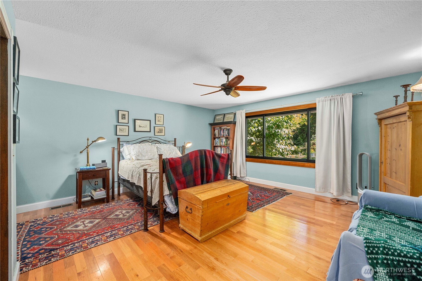 6702 77th Street Property Photo 20