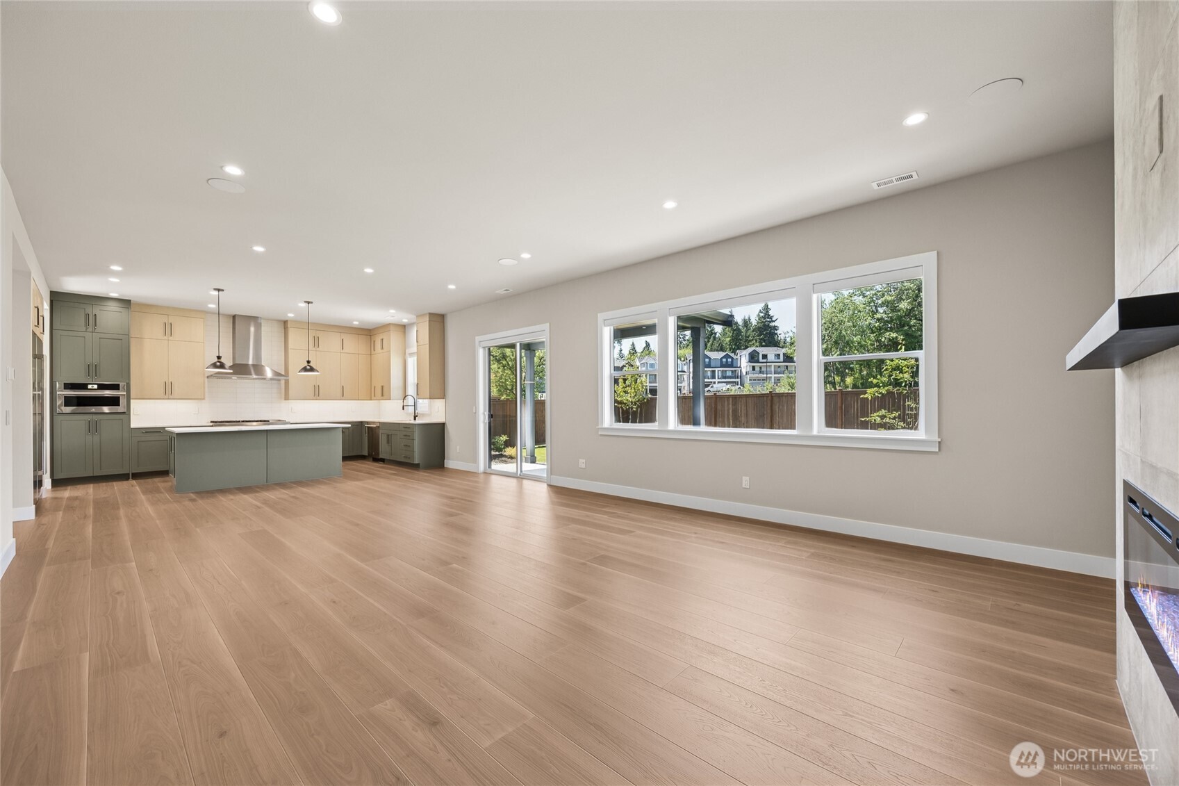 14439 133rd Place Property Photo 13