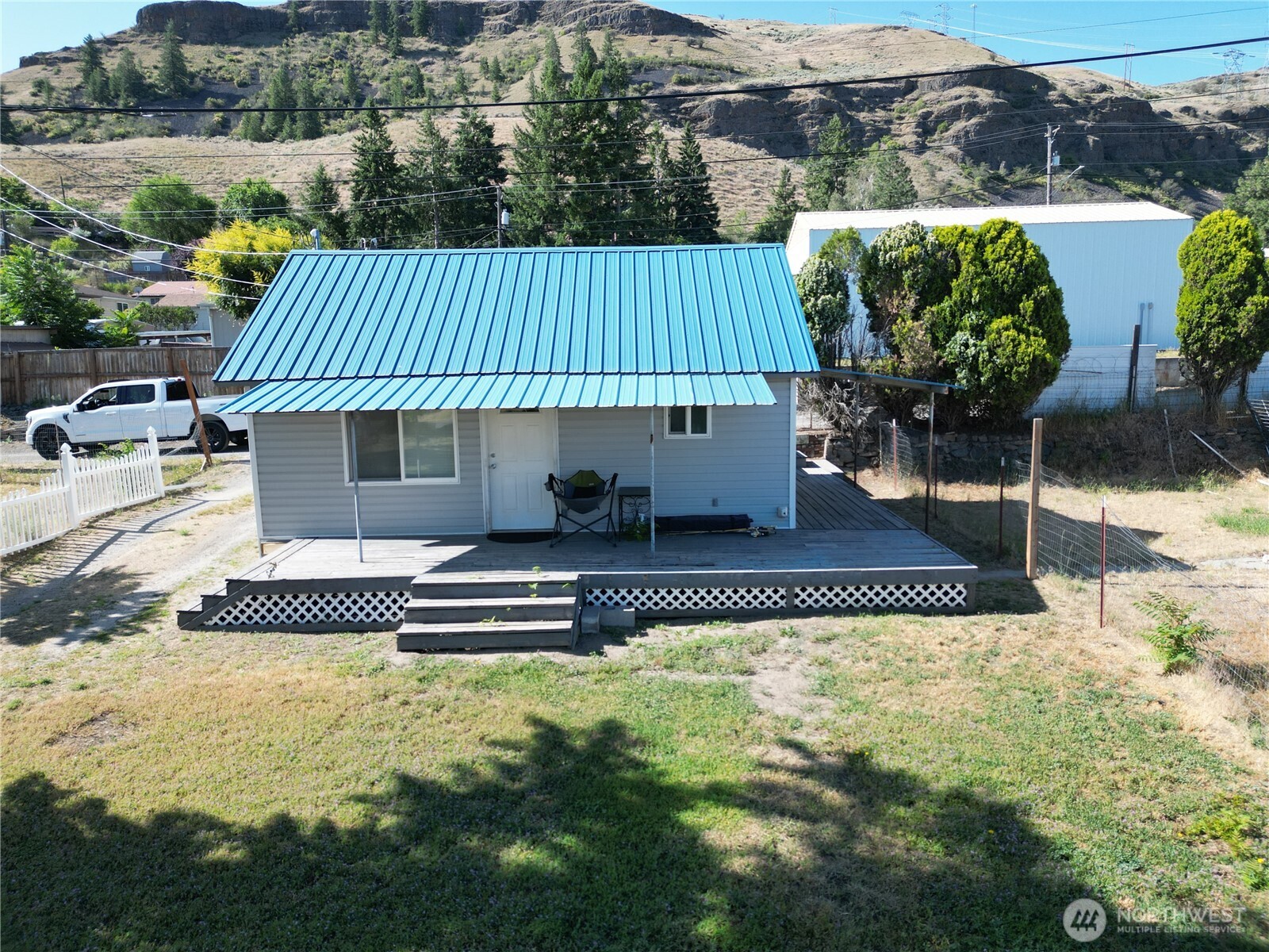 118 Grand Coulee Avenue Property Photo 1