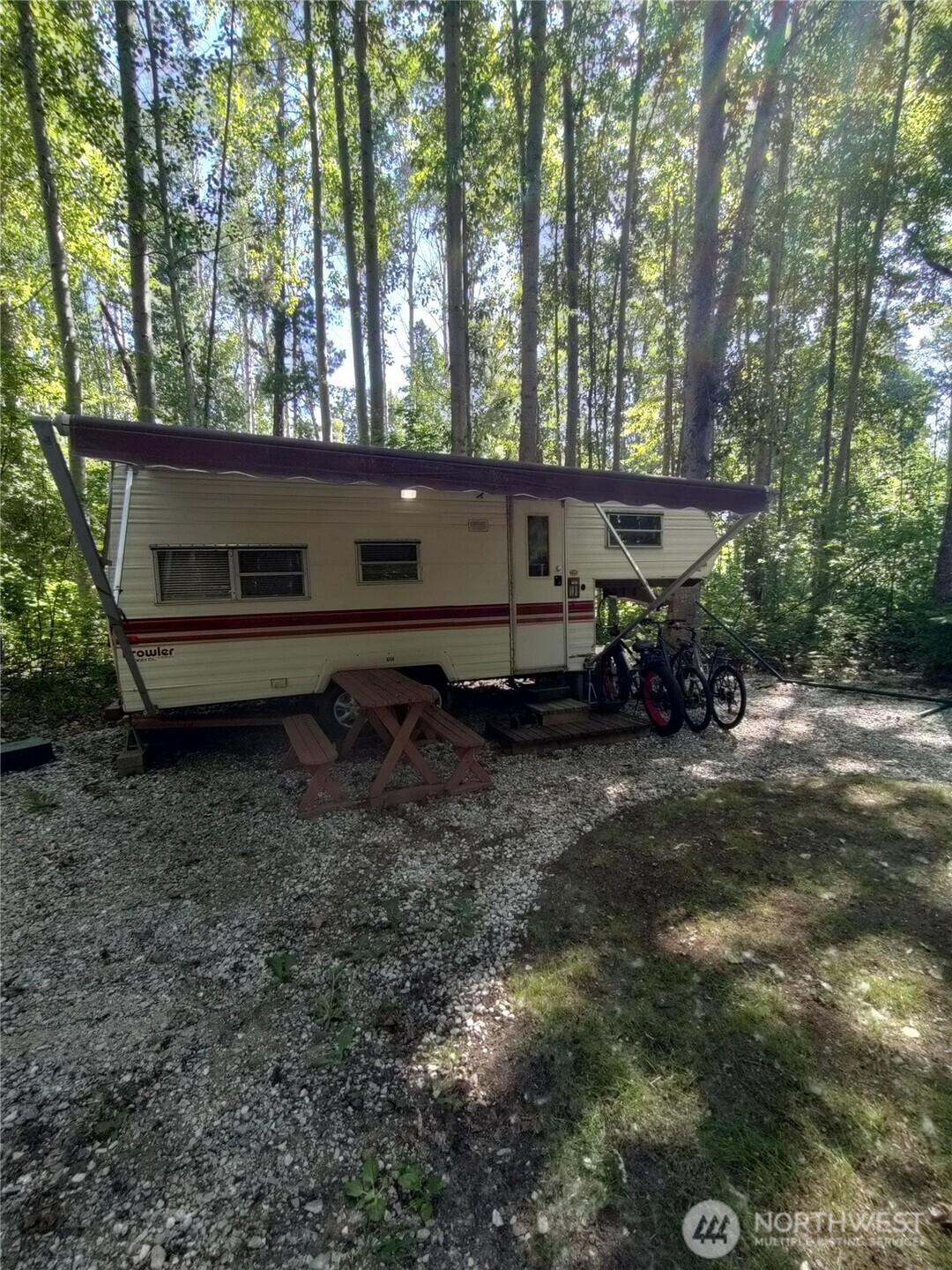 13801 Brae Burn Road Property Photo 2