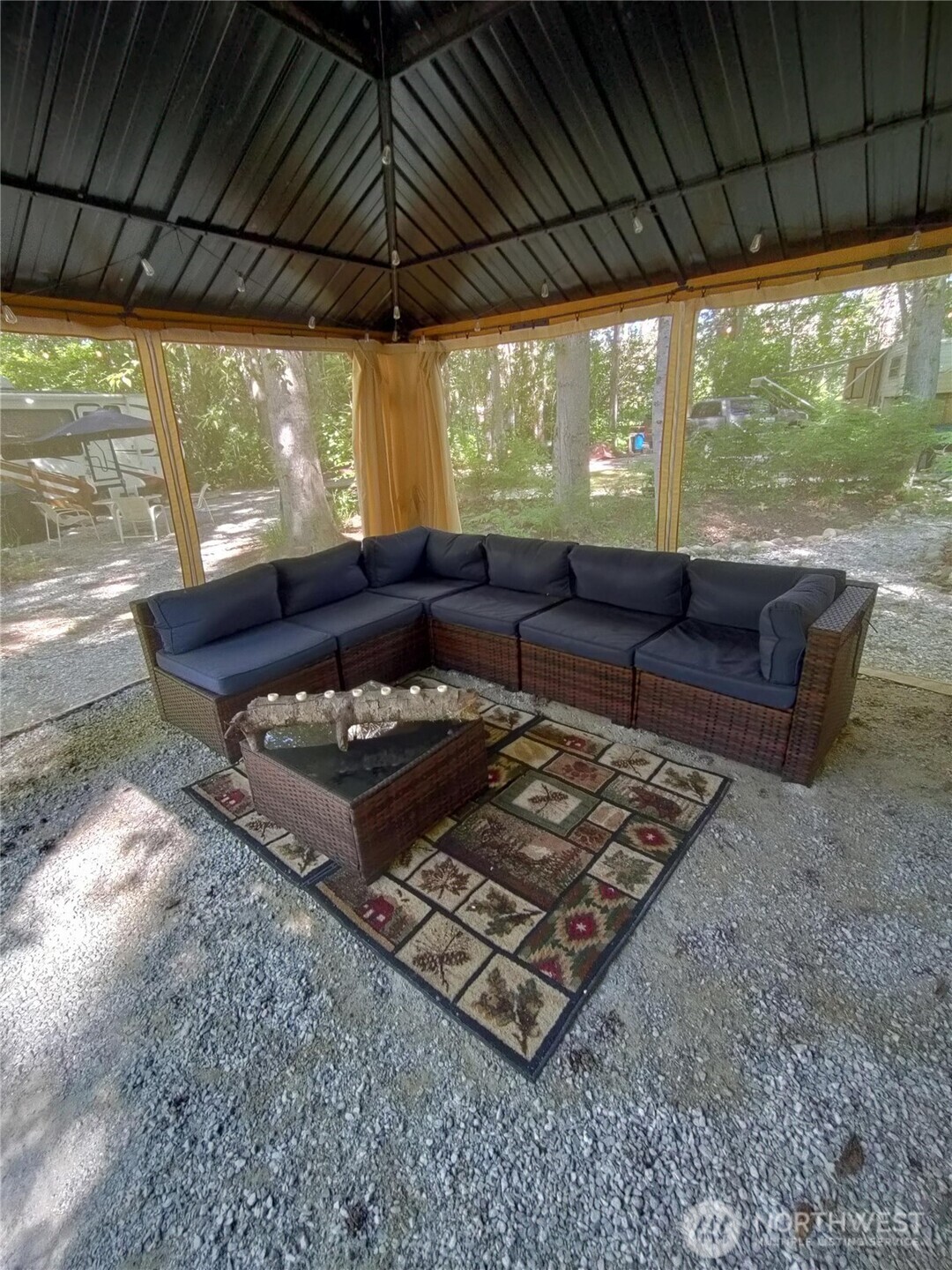 13801 Brae Burn Road Property Photo 6