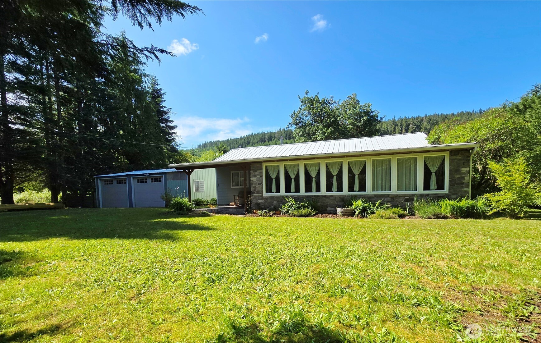 191 Lake Creek Road Property Photo 1