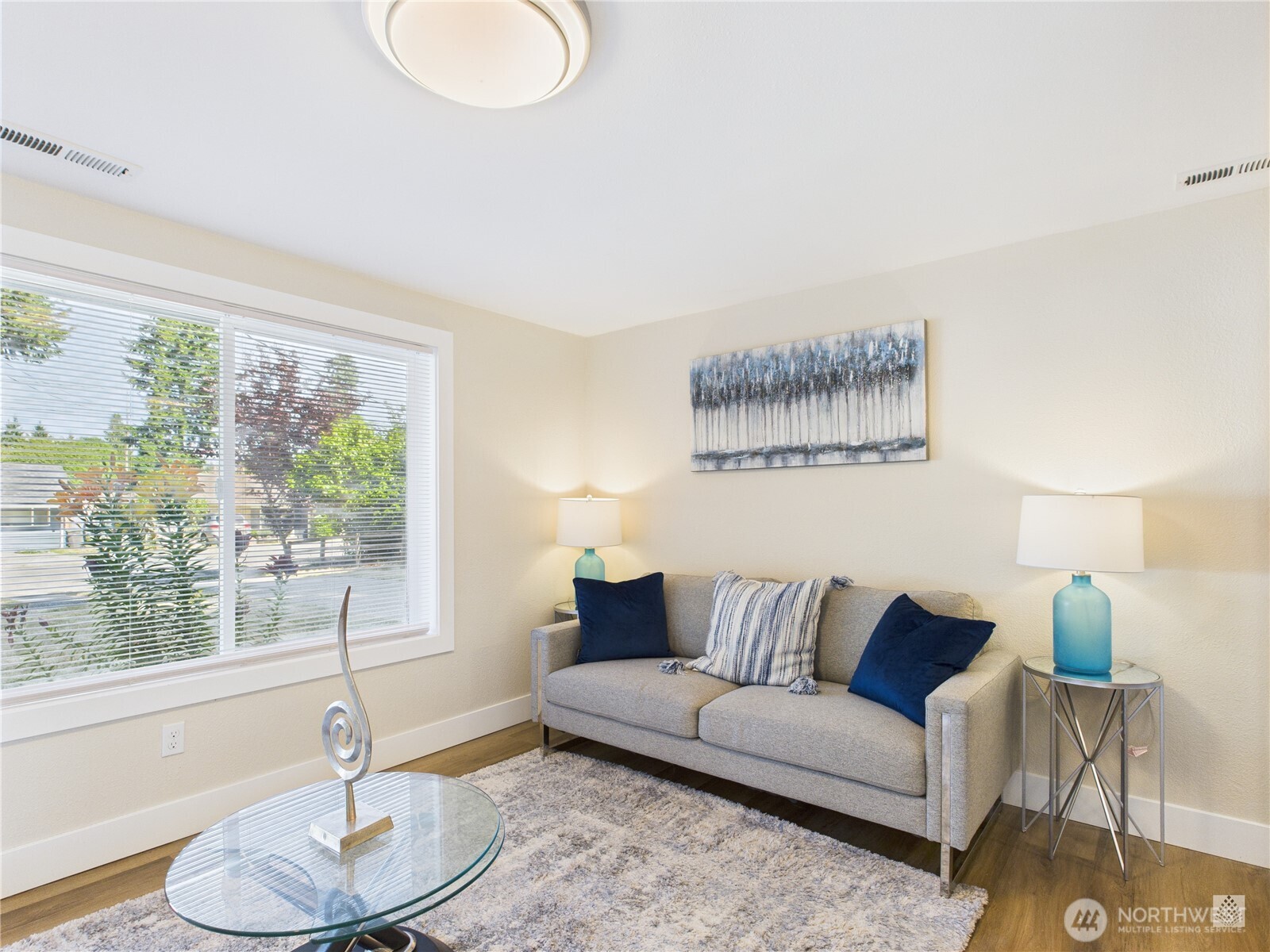 23004 52nd Avenue Property Photo 2