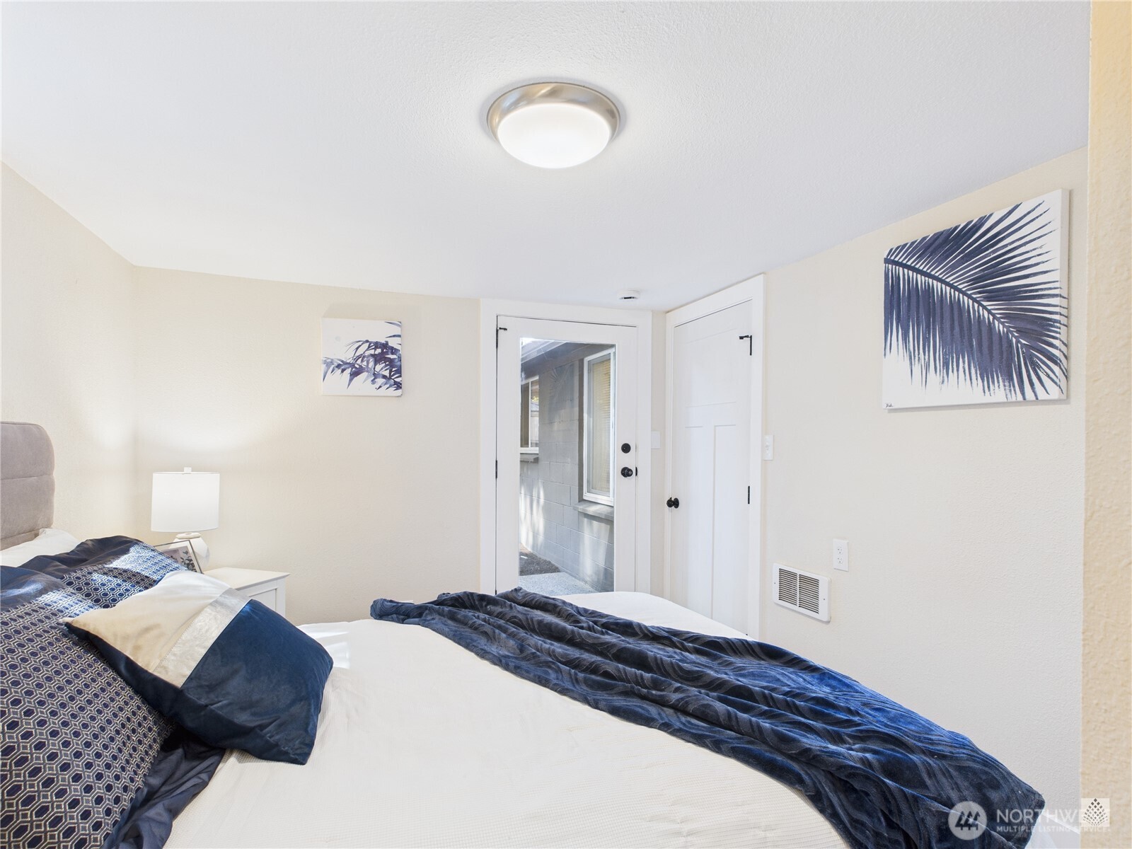 23004 52nd Avenue Property Photo 12