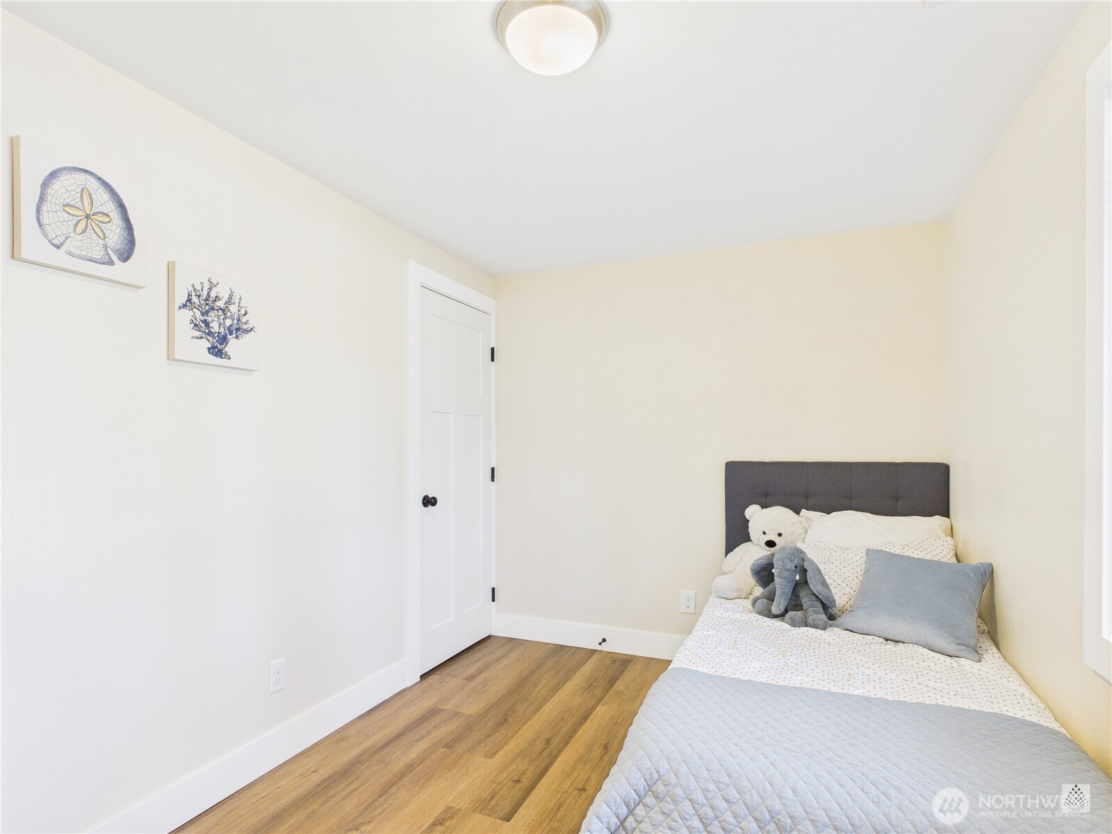 23004 52nd Avenue Property Photo 14