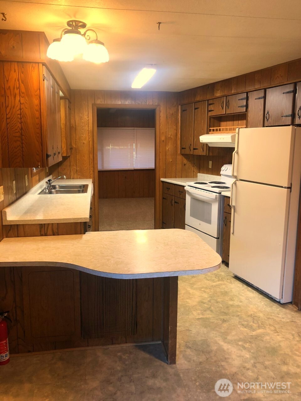 19605 Smokey Point Blvd Property Photo 9
