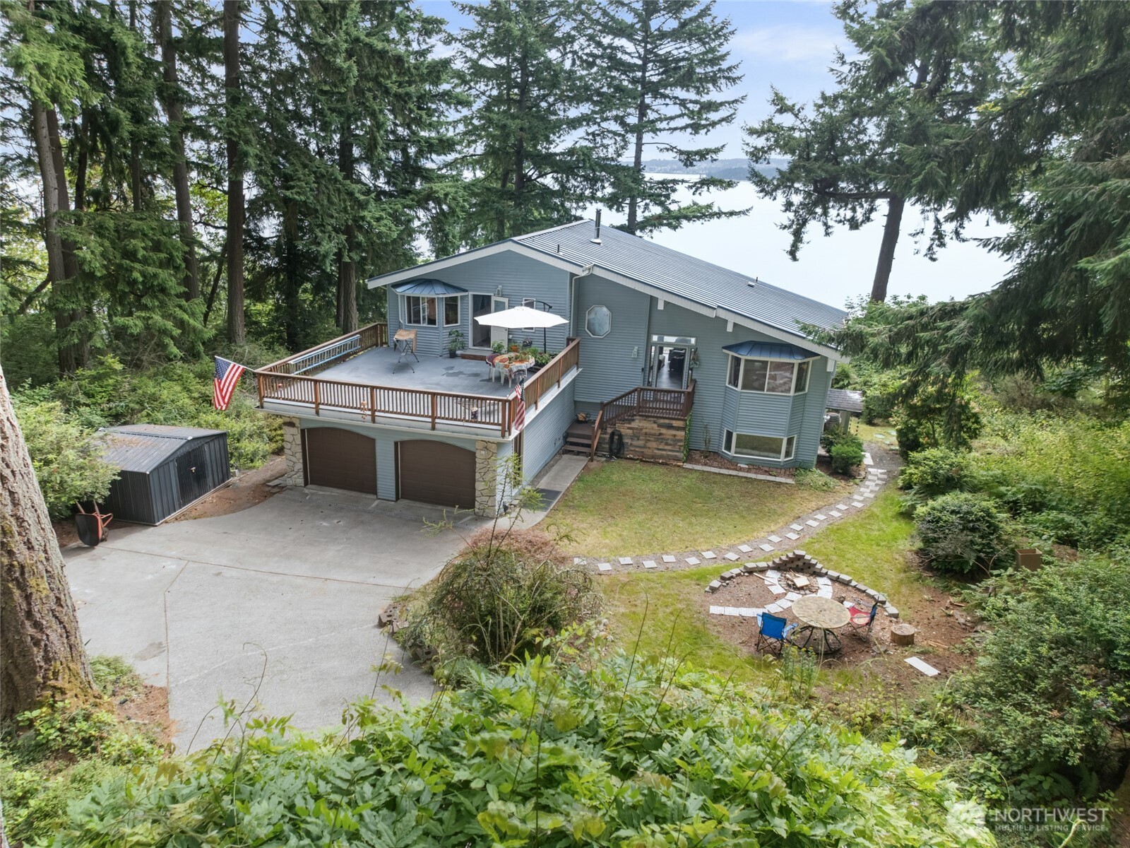 10125 Totem Way Property Photo 11