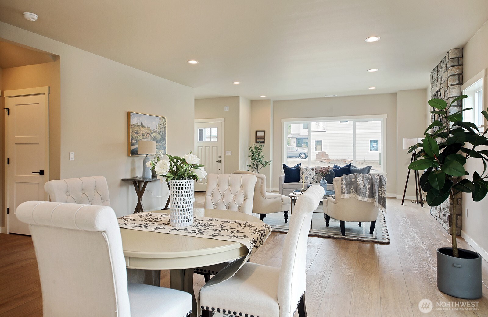 683 3rd Street 1(a) Property Photo 15