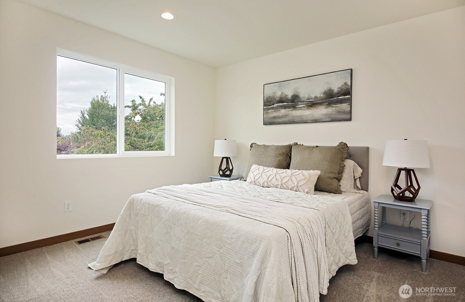 683 3rd Street 1(a) Property Photo 23