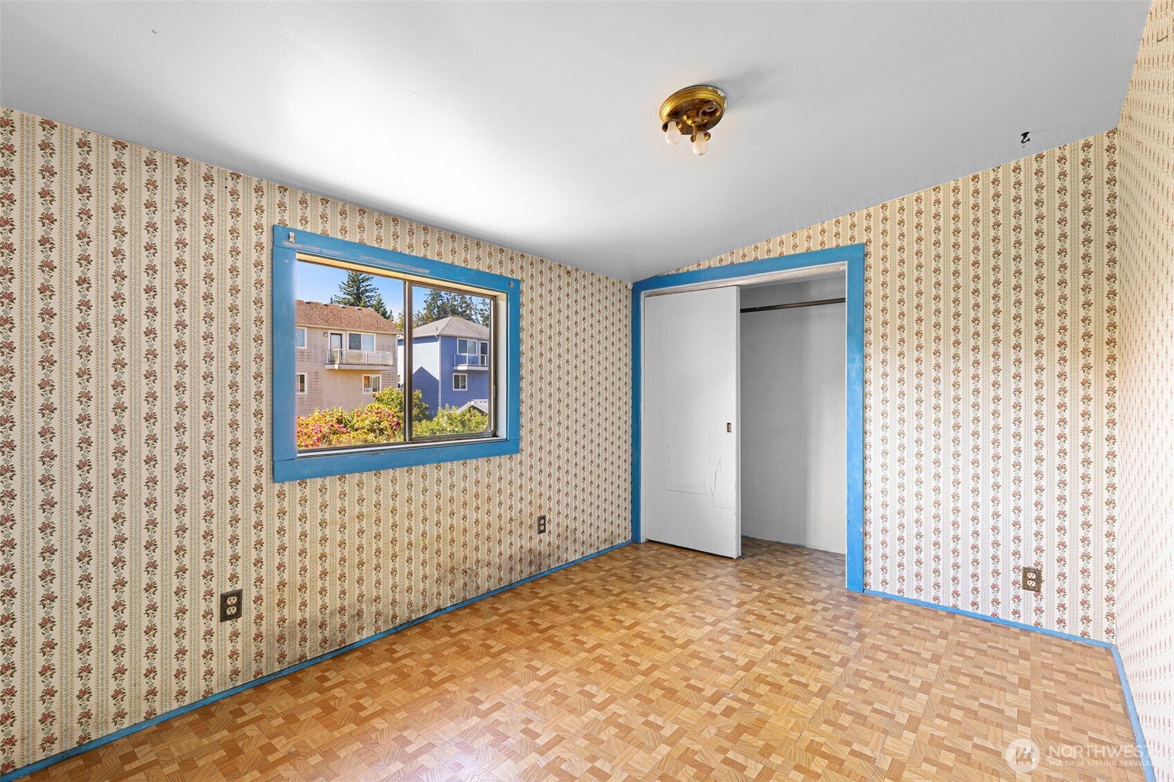 1851 Ne Pacific Avenue Property Photo 22