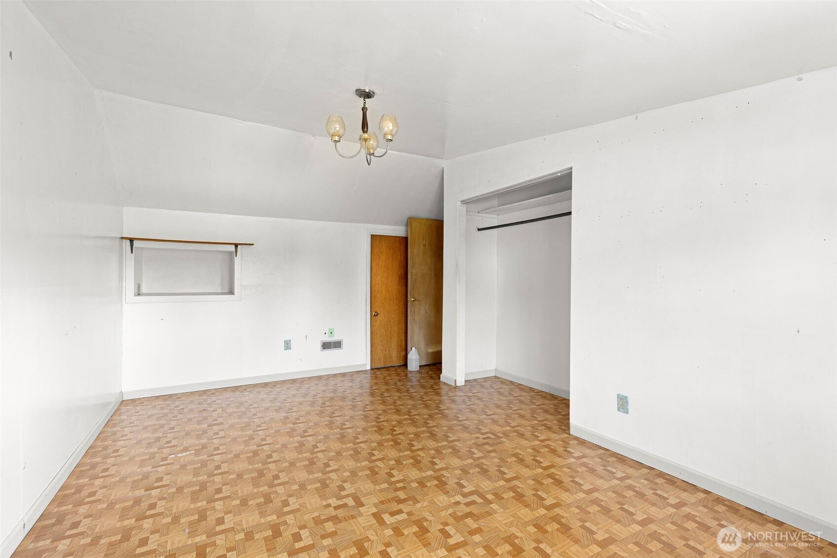 1851 Ne Pacific Avenue Property Photo 23