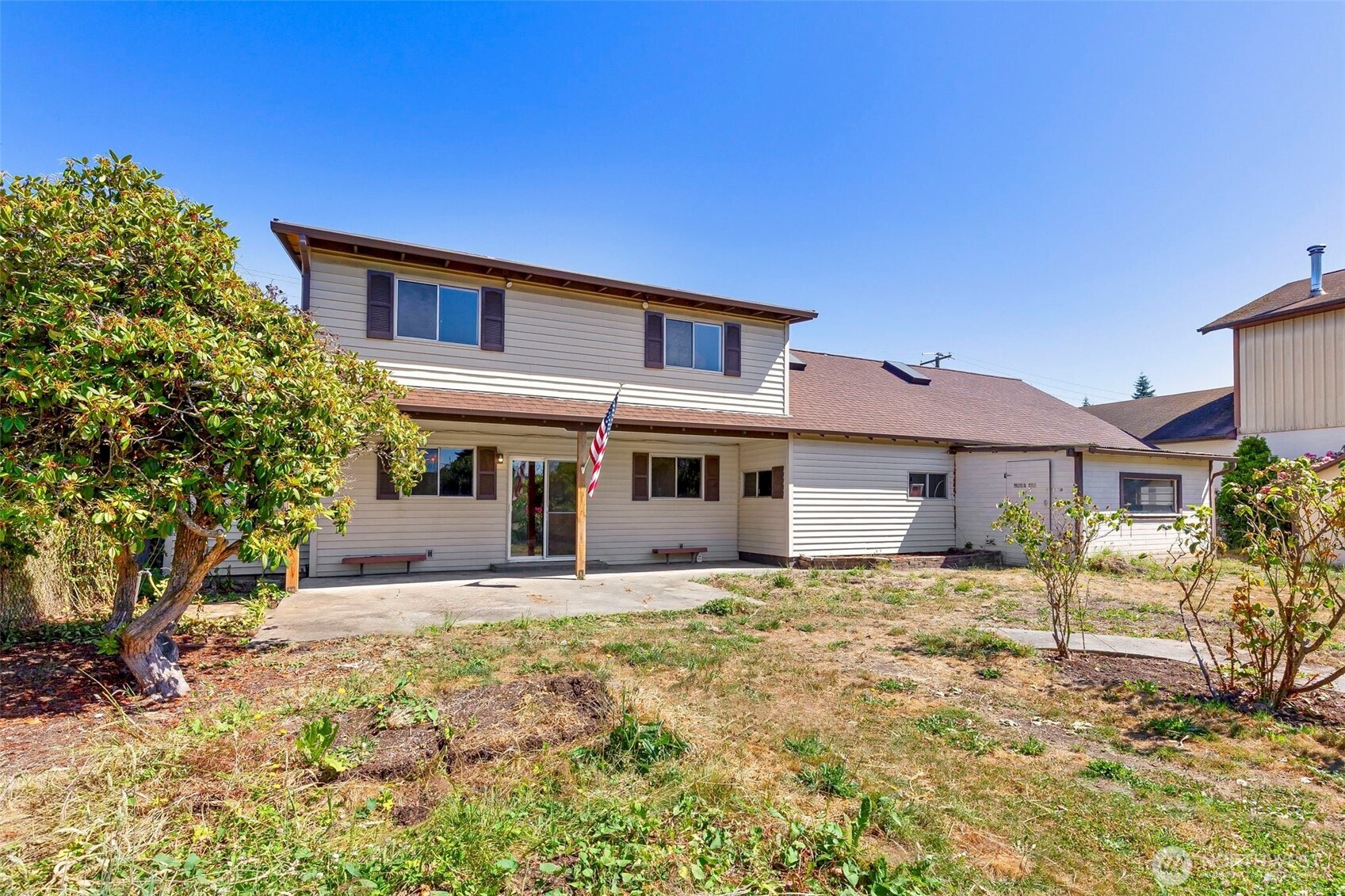 1851 Ne Pacific Avenue Property Photo 28