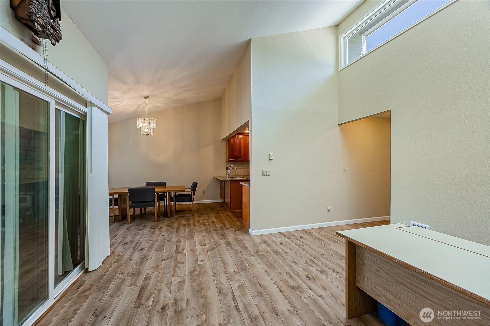 4164 Factoria Boulevard B11 Property Photo 4
