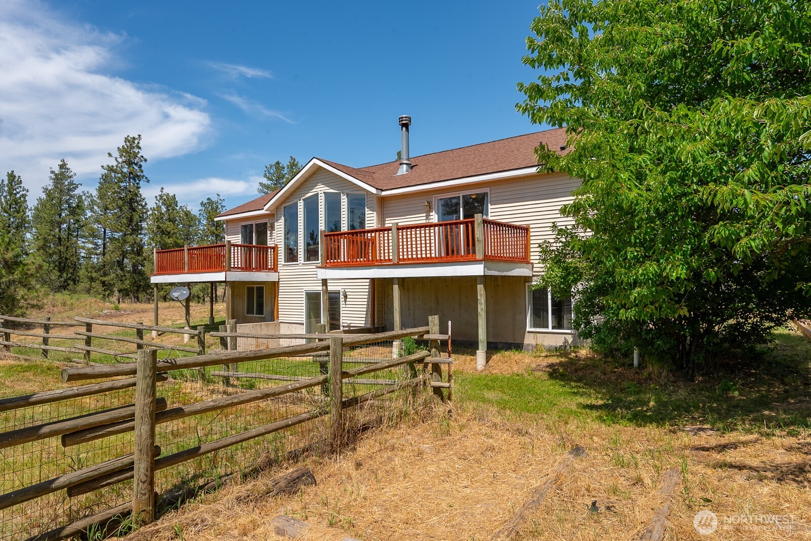 2207 W Depot Springs Road Property Photo 3