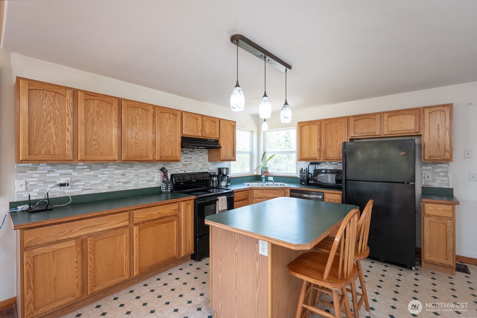 2207 W Depot Springs Road Property Photo 9