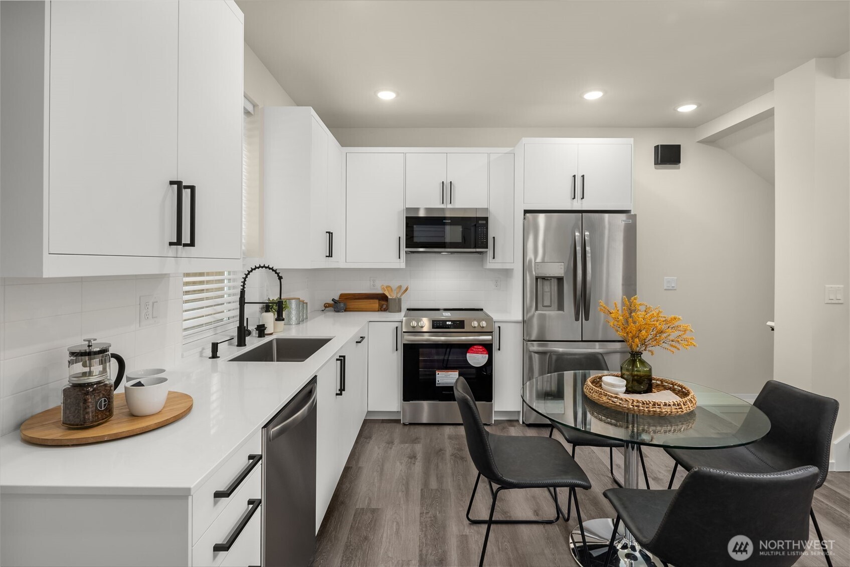 1470 B 21st Avenue Property Photo 4