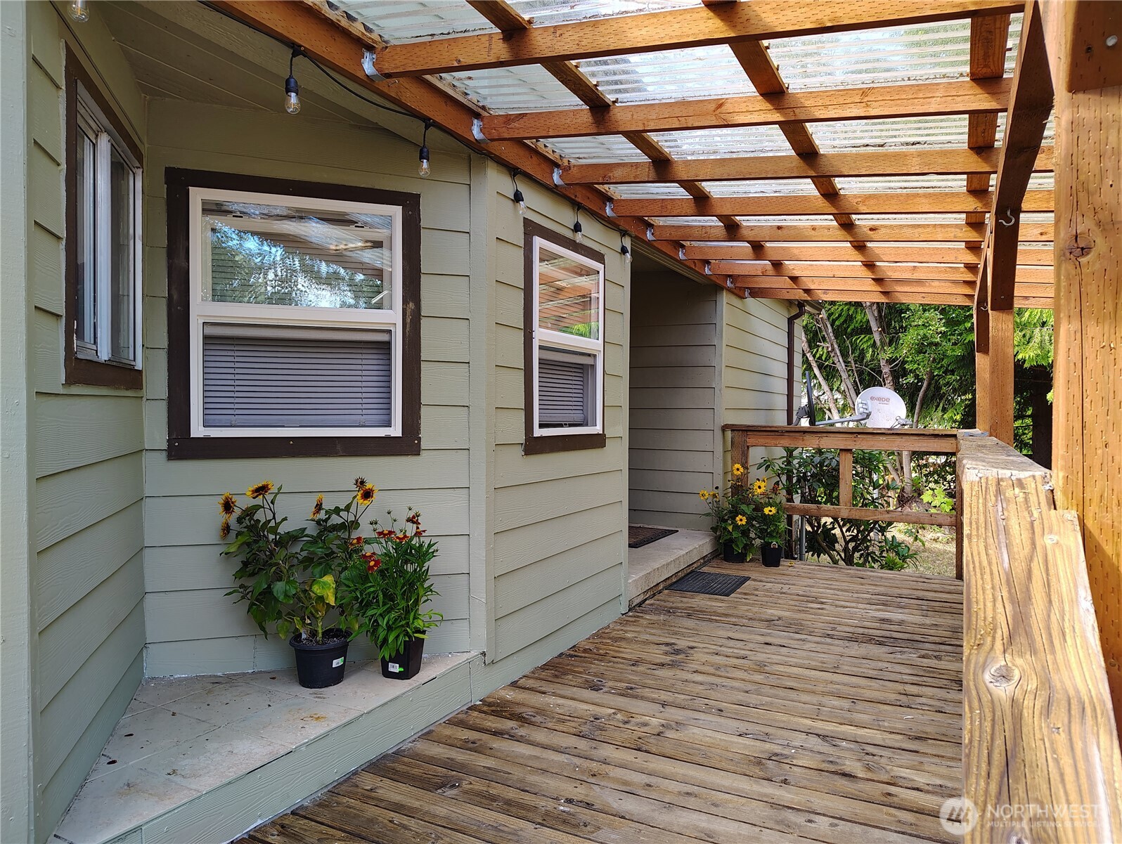 240 Misty Circle Property Photo 1