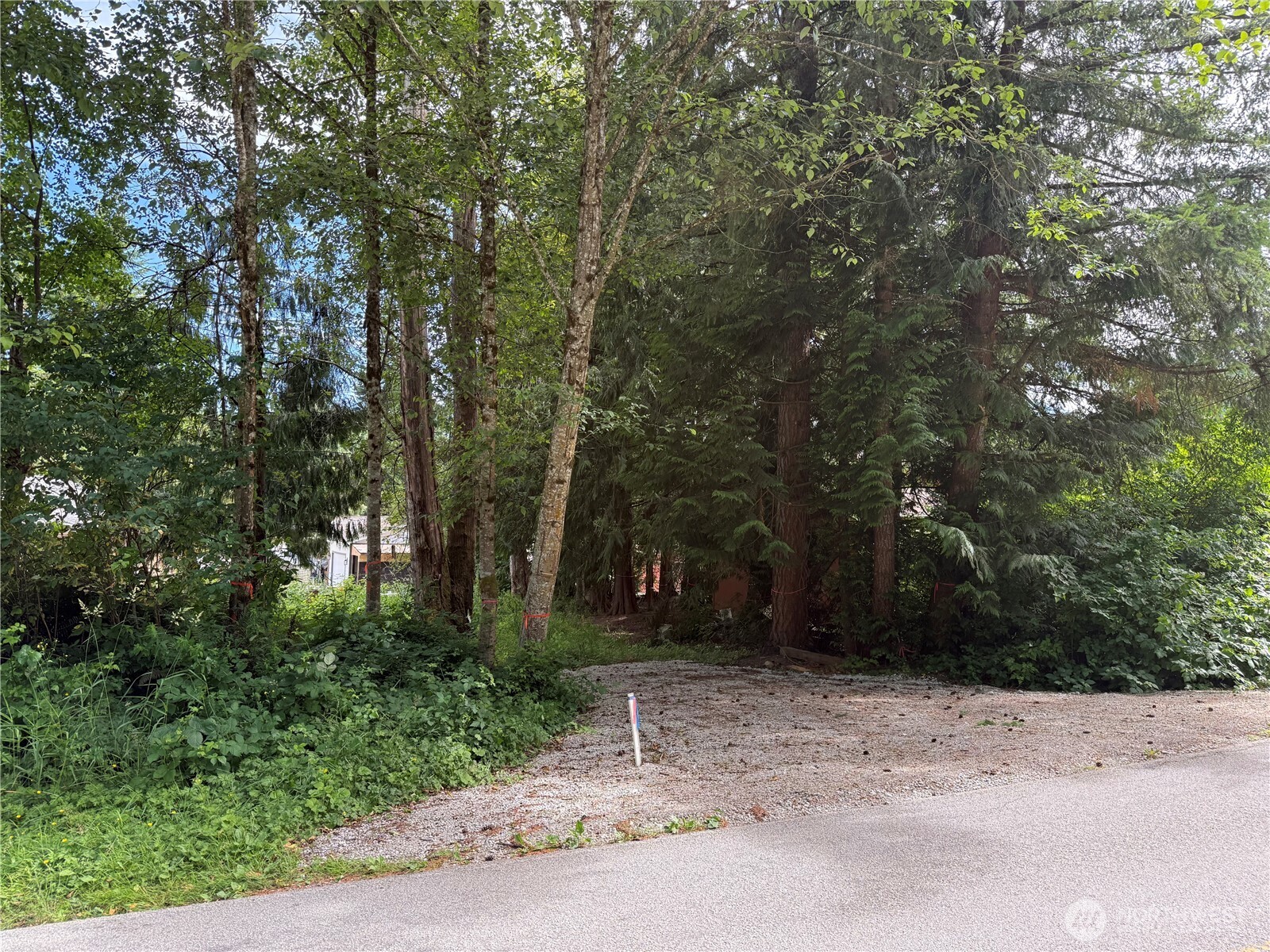 688 Rainbow Drive Property Photo 2