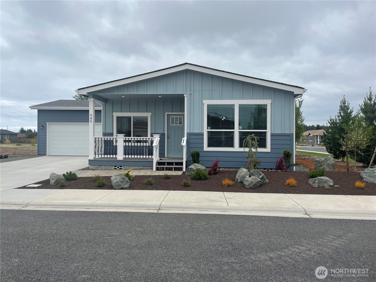 986 N Rock Rose Avenue Property Photo 1