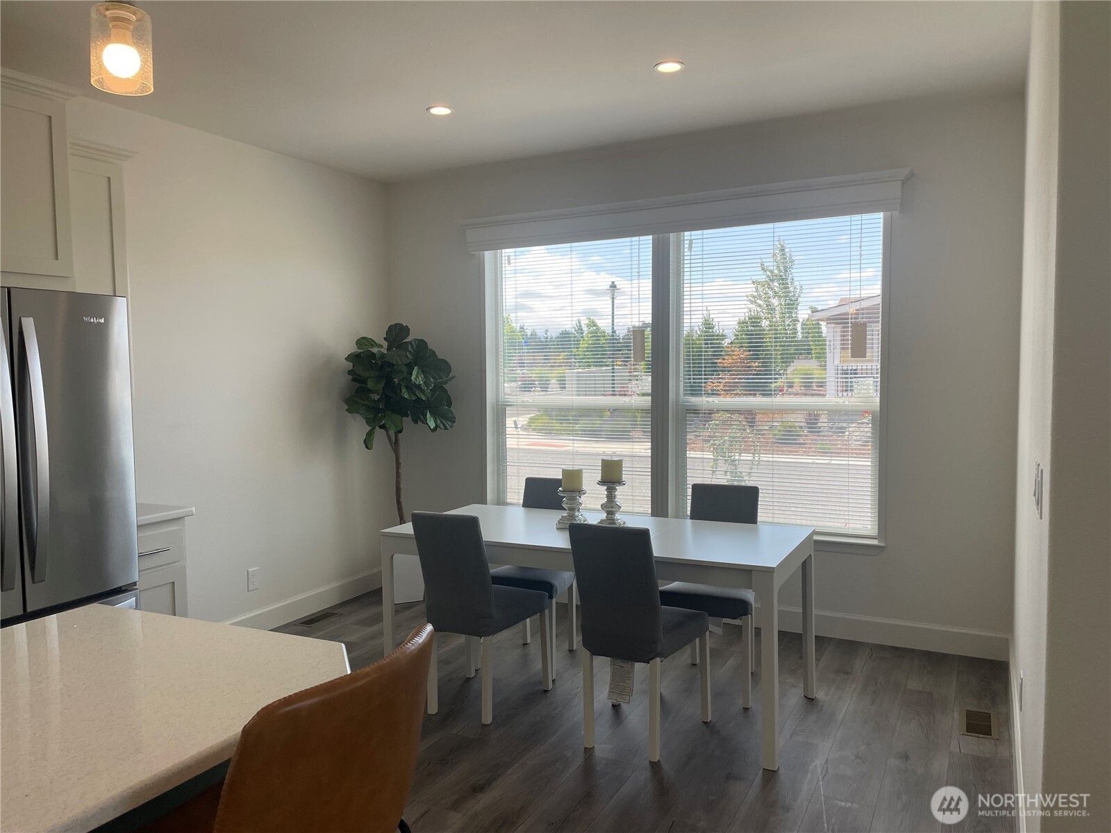 986 N Rock Rose Avenue Property Photo 6