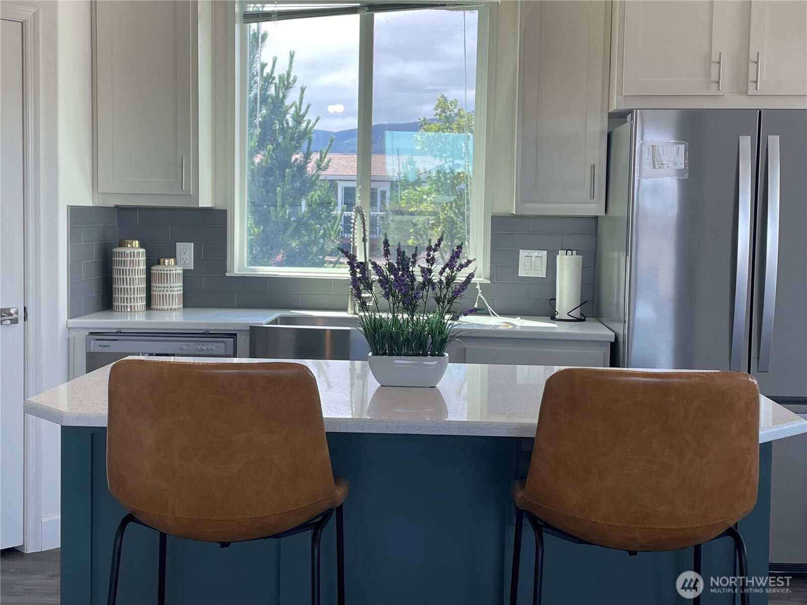 986 N Rock Rose Avenue Property Photo 7