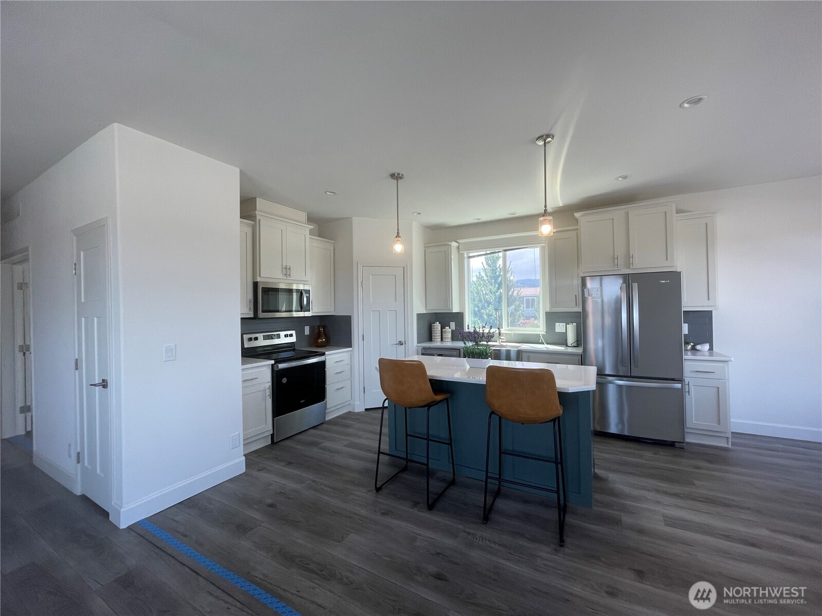 986 N Rock Rose Avenue Property Photo 9